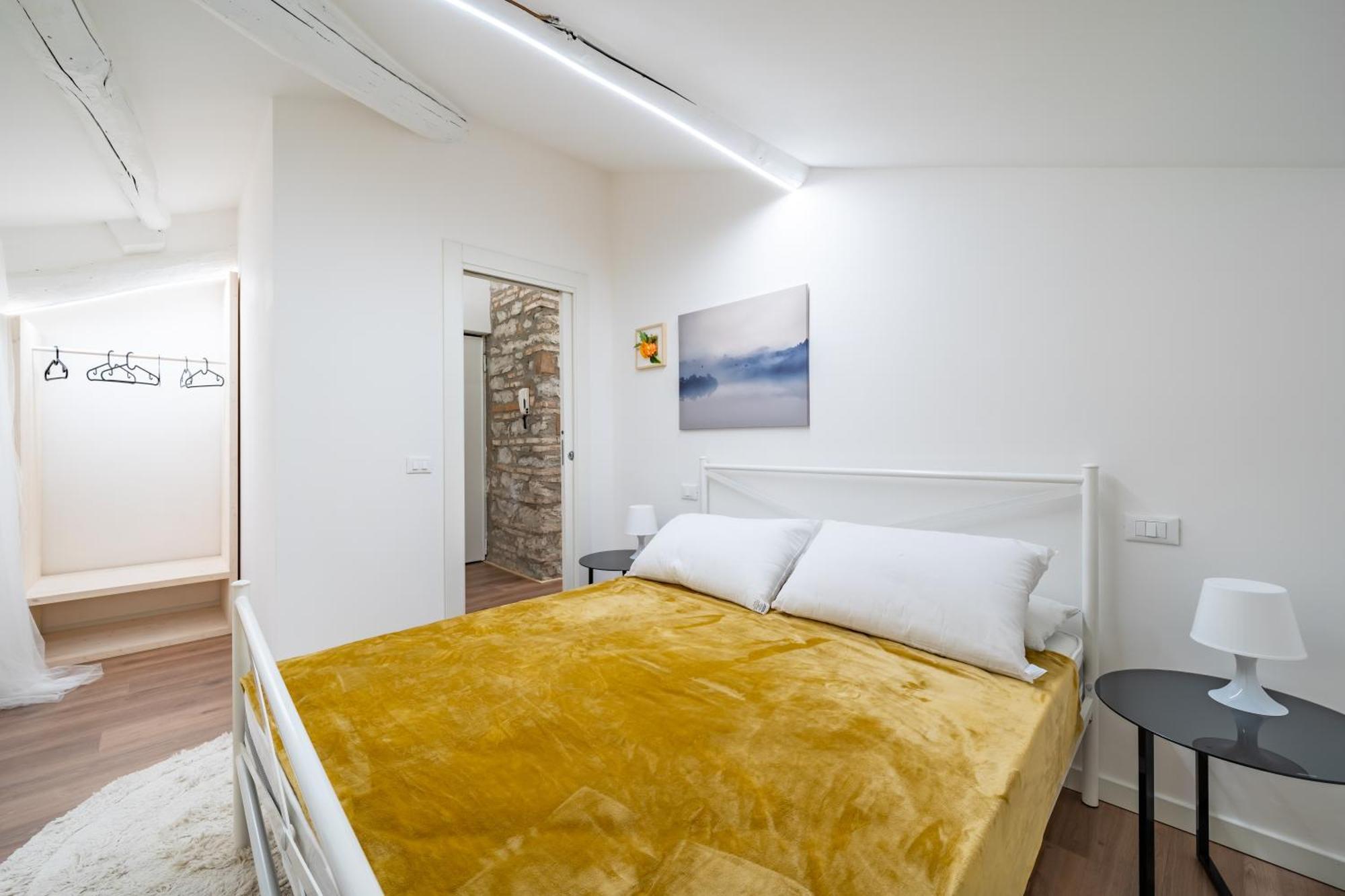 Cascina Conicchio - Metro Station - By Host4U Apartment Brescia Exterior photo